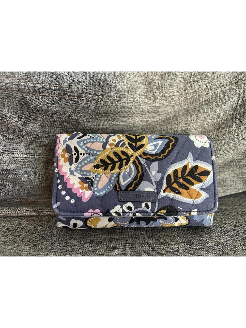 Vera Bradley Tri Fold Wallet In Charmont Meadow With Flap Snap Closure - Picture 1 of 7